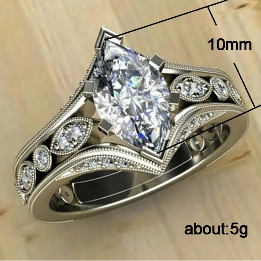 Gorgeous 925 Silver Rings White Sapphire Rings - Picture 3 of 3